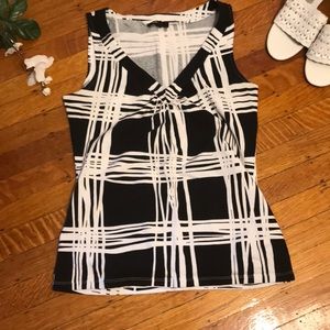 Black and white women’s top